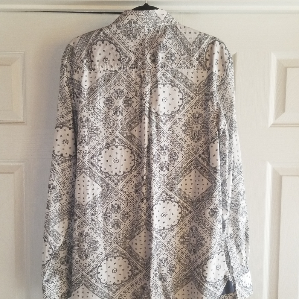 Clothing - Picture 2 of 2